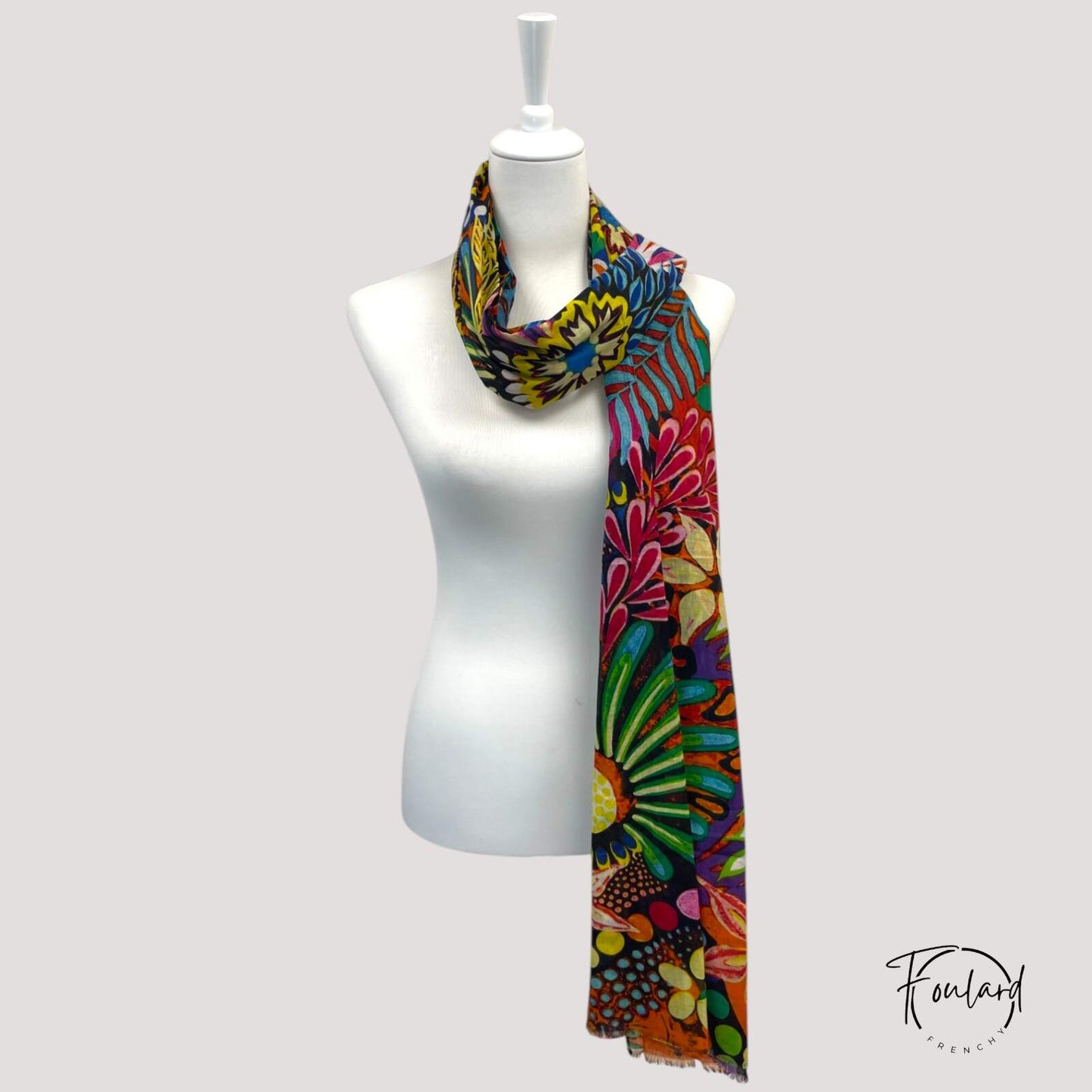 Foulard coloré à motifs géométriques et floraux – 100 % coton