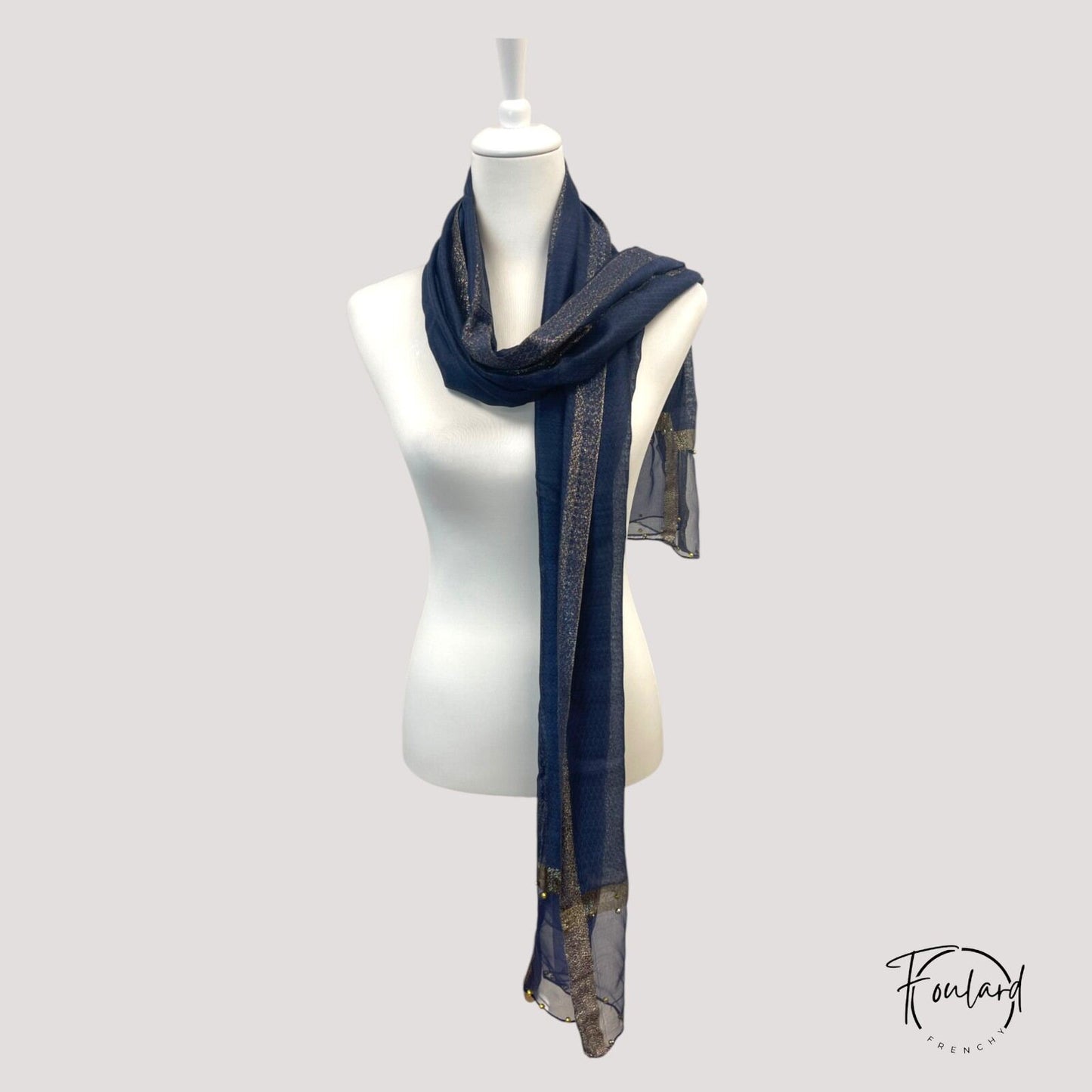 Foulard Voile Bleu Marine – Finition Dorée et Perles