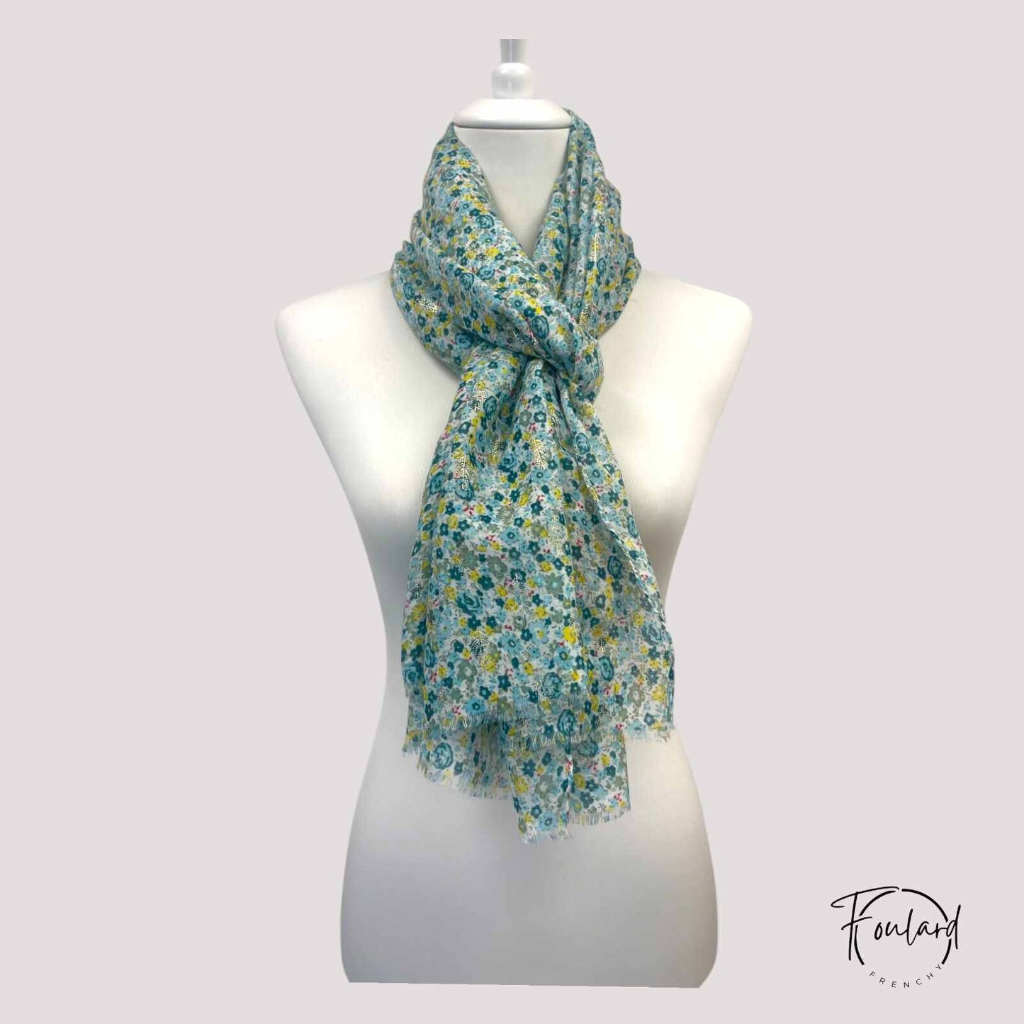 Foulard fleuri bleu - vert en coton 100%