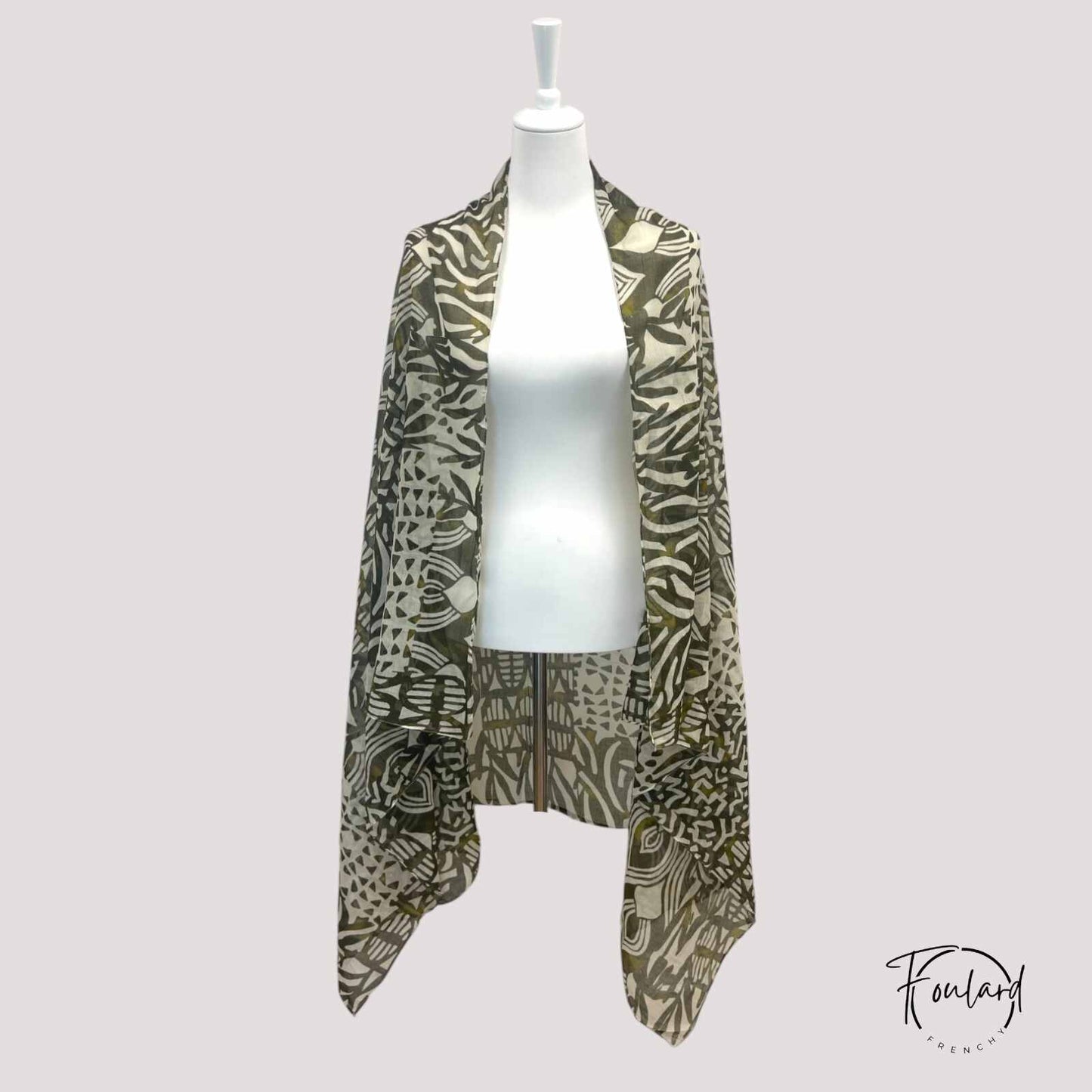 Foulard femme imprimé ethnique kaki et beige