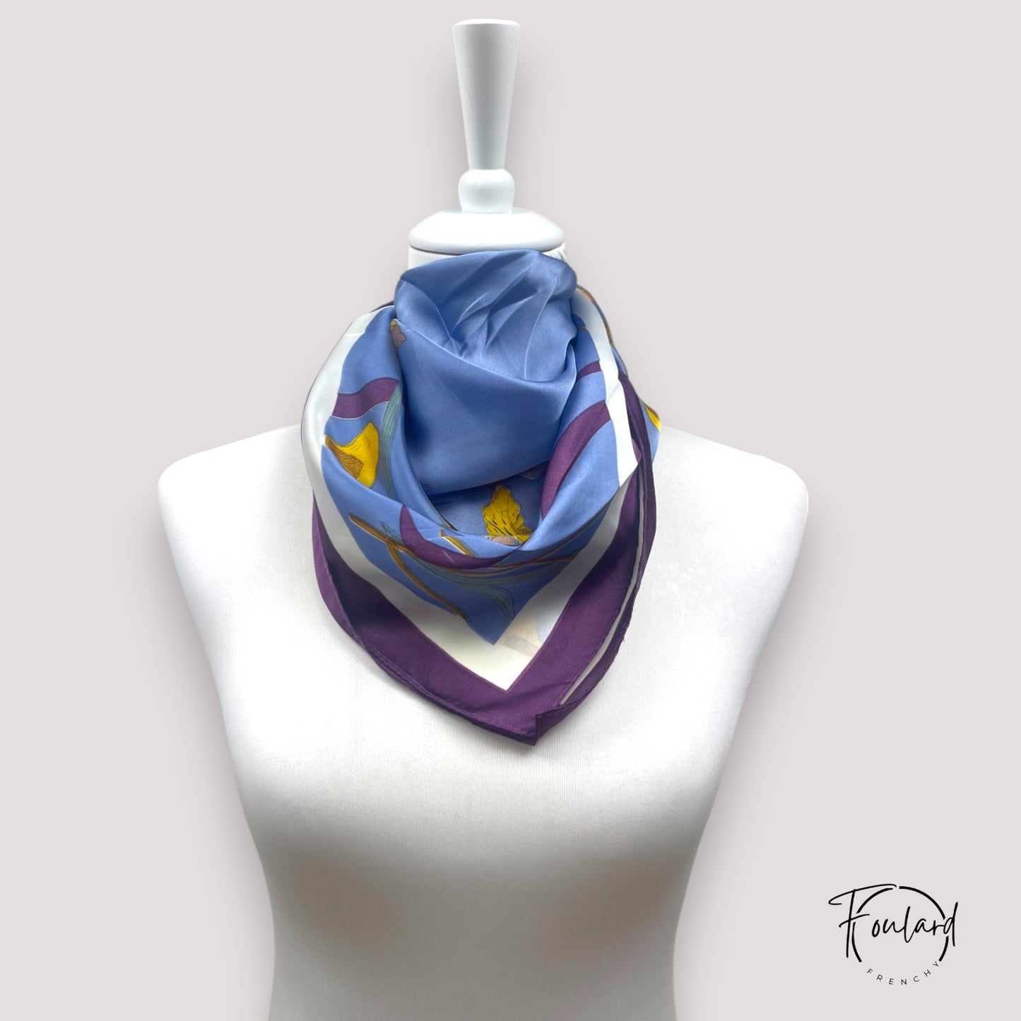 Foulard carré 70x70 – Bleu lavande et violet