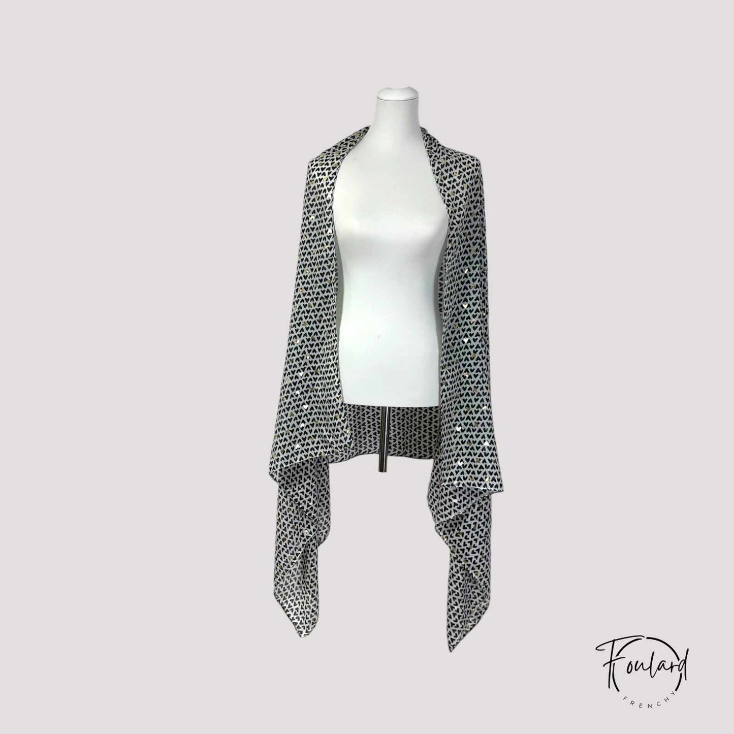 Foulard femme noir à motif cœur doré