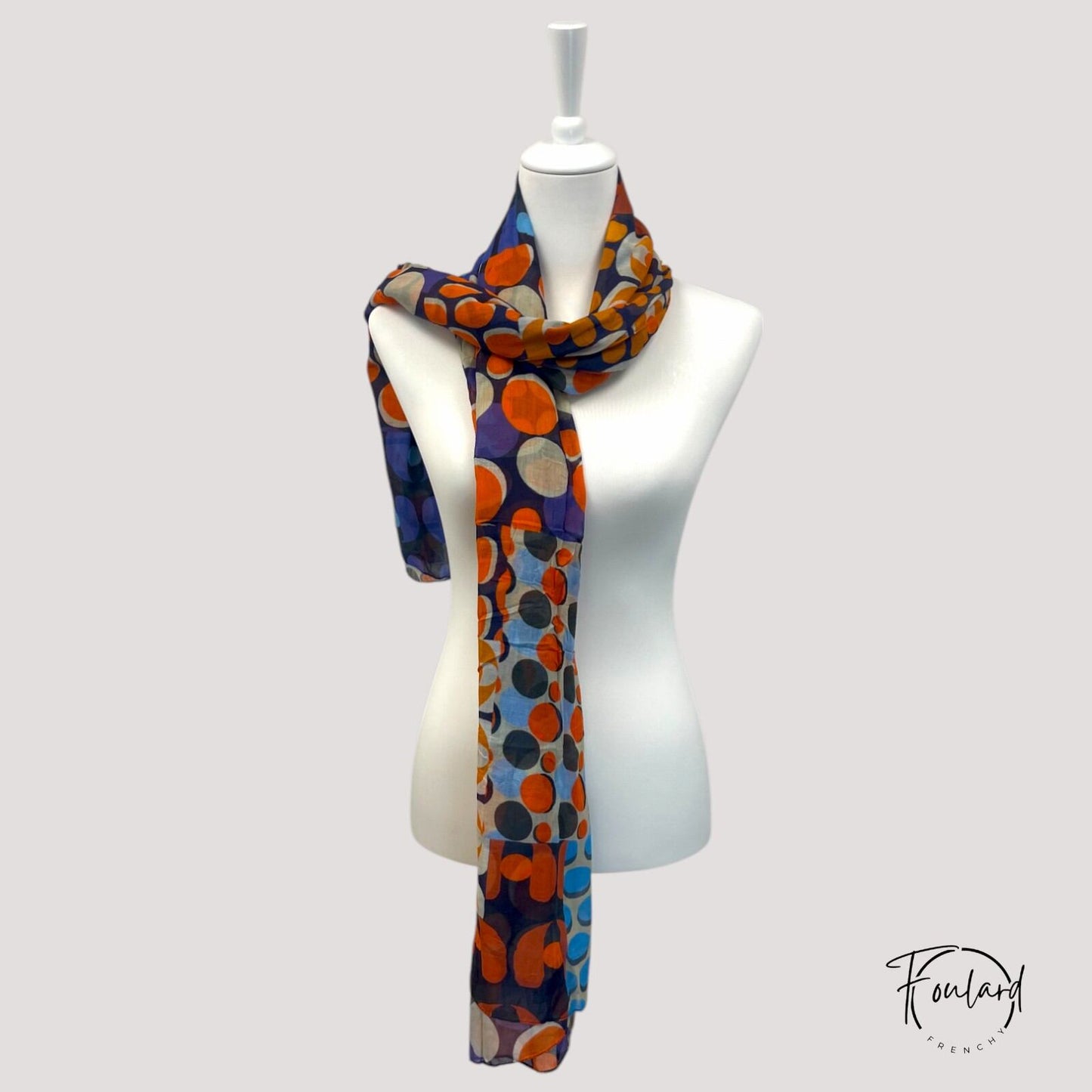 Foulard femme à motifs géométriques rouge -orange -violet- bleu