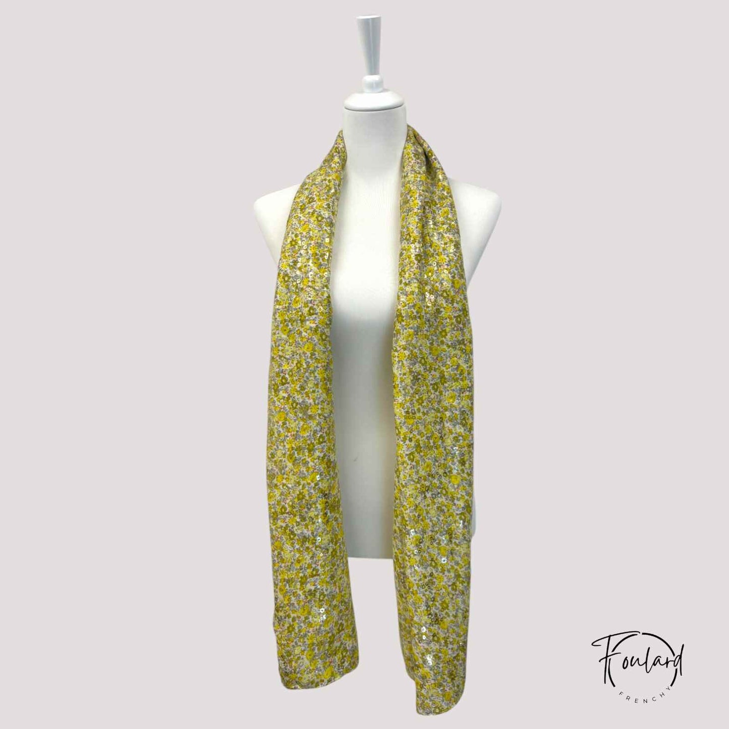 foulard femme fleuri jaune et doré