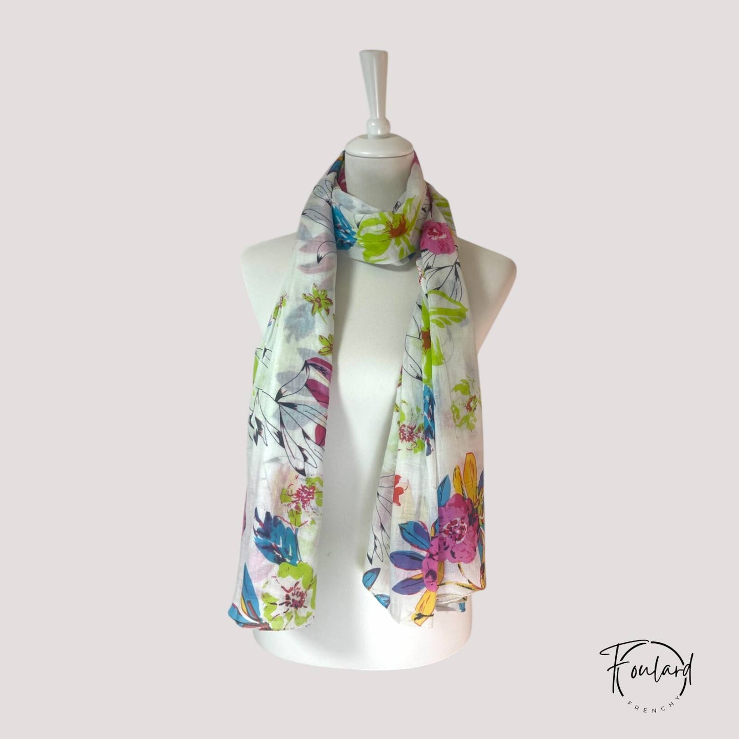 Foulard femme à fleurs multicolores
