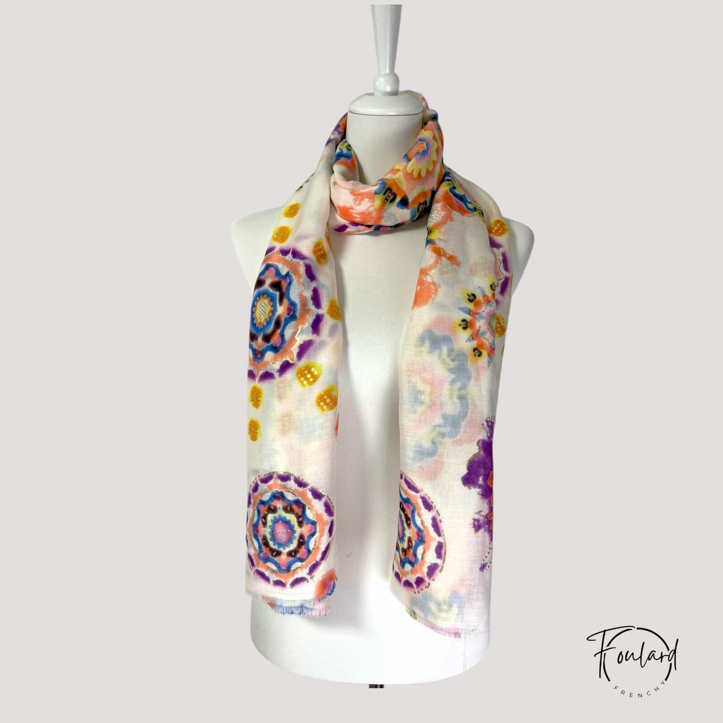 Foulard femme à motif aquarelle multicolore