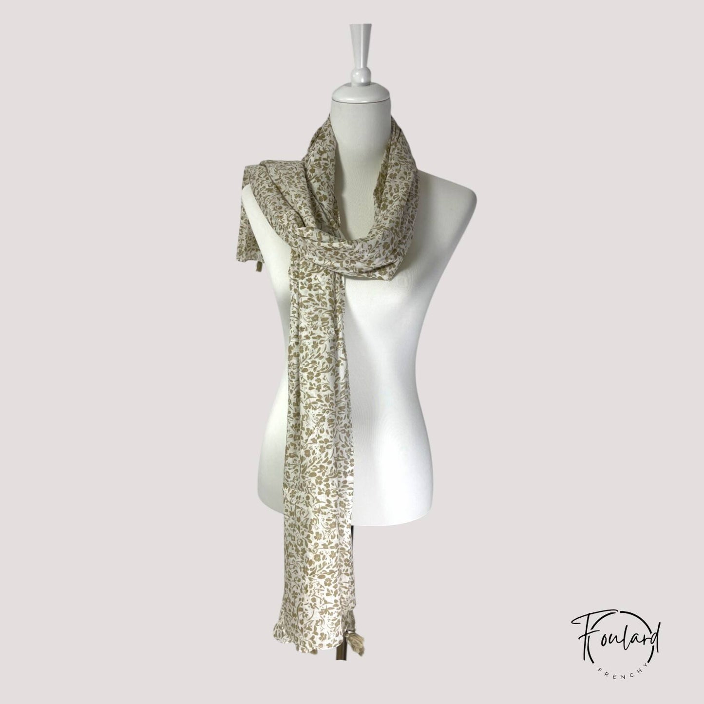 Foulard femme beige feuillage