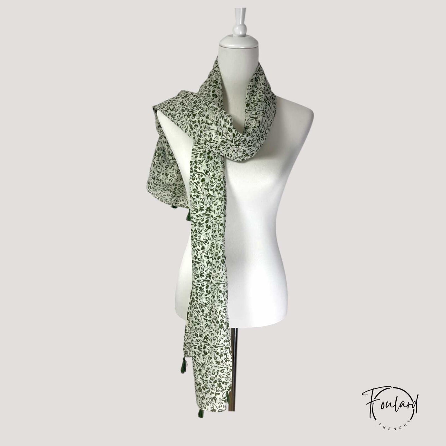 Foulard femme vert feuillage