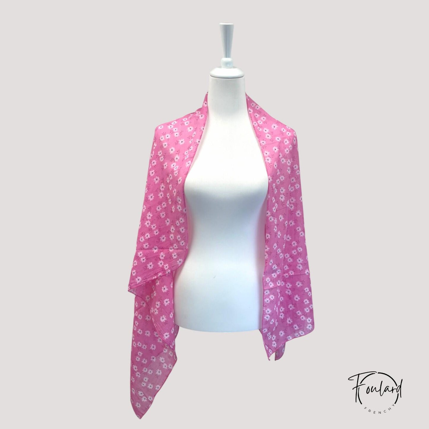 Foulard femme rose à fleurs blanches