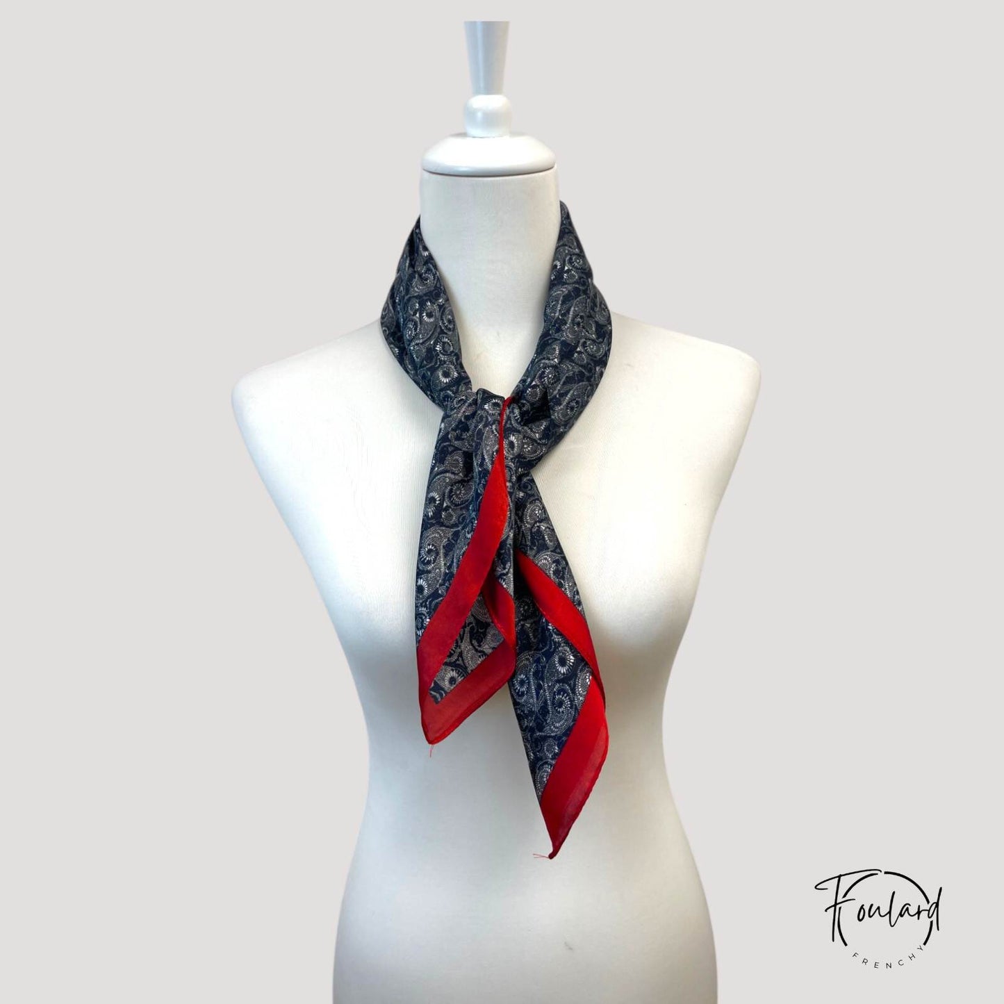 HÉRA Foulard Cheveux Femme Carré Bleu Marine Argenté à motifs