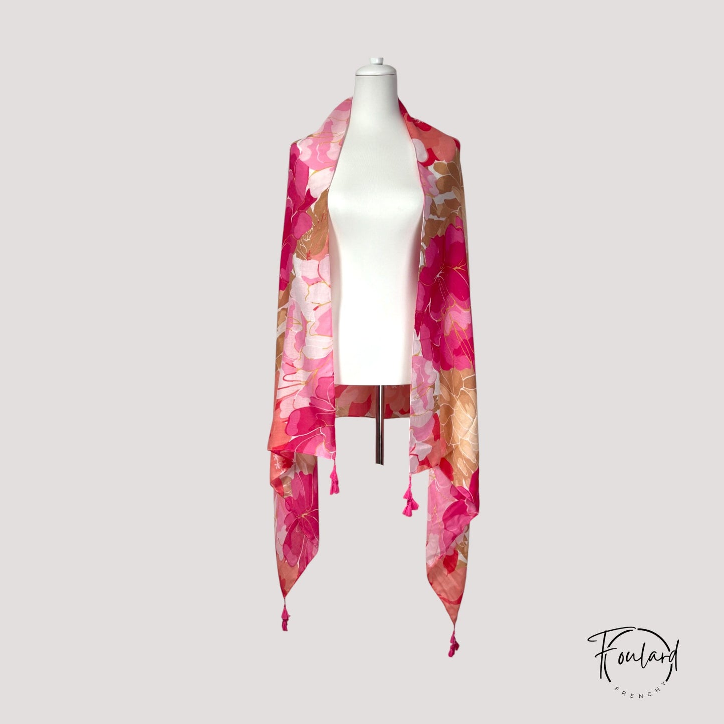 Foulard en coton aux tons roses et corail – Élégance florale et féminine
