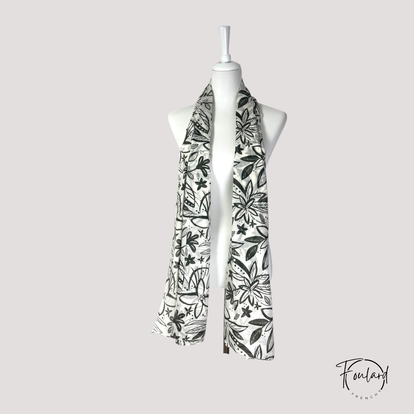 Foulard en coton vert kaki à motif floral – Élégance naturelle et modernité