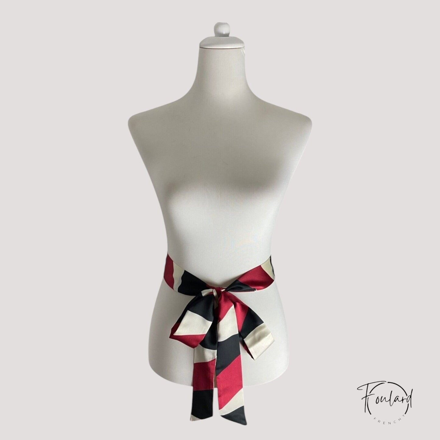 Ceinture foulard graphique rouge, noir et blanc