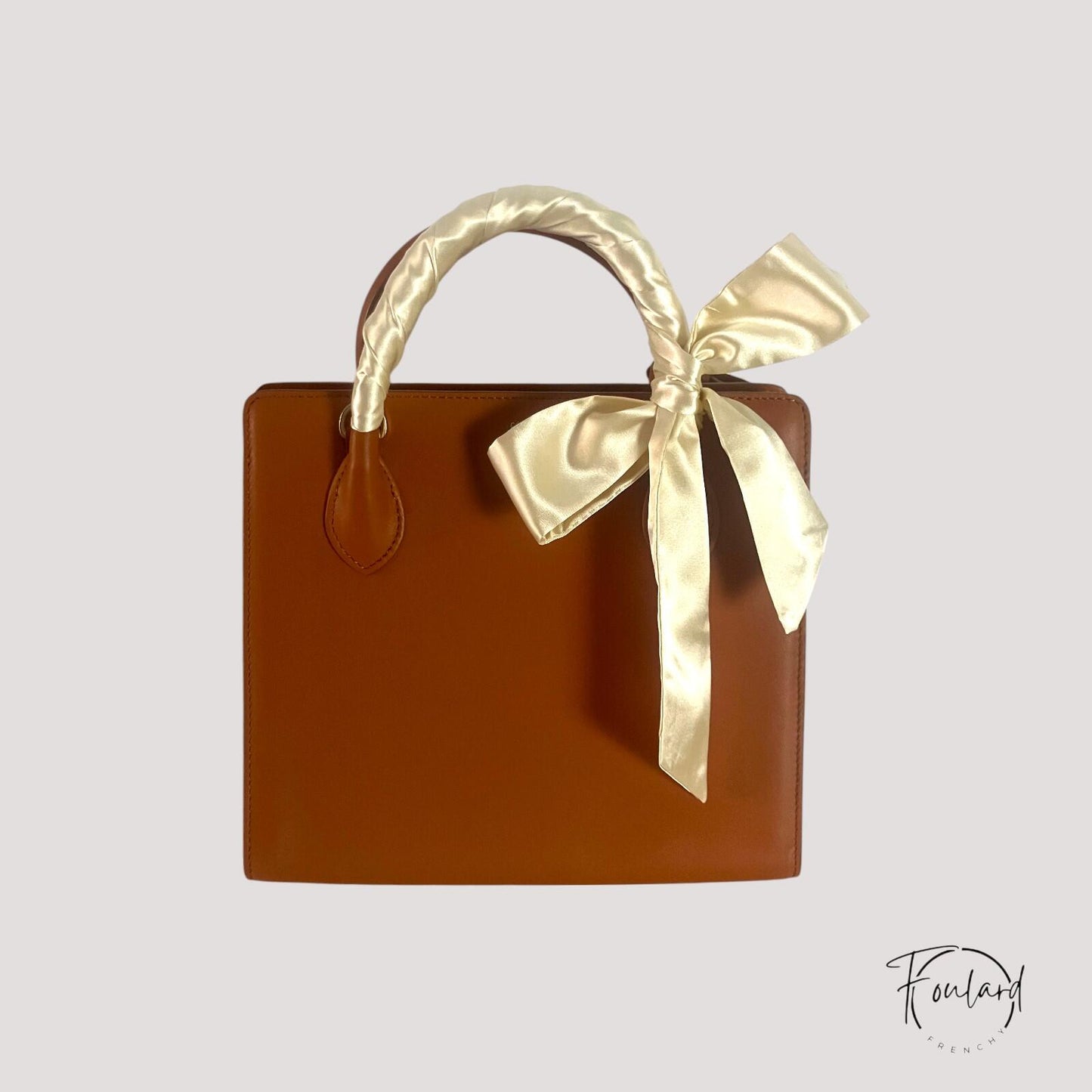 Ceinture foulard blanc crème satinée
