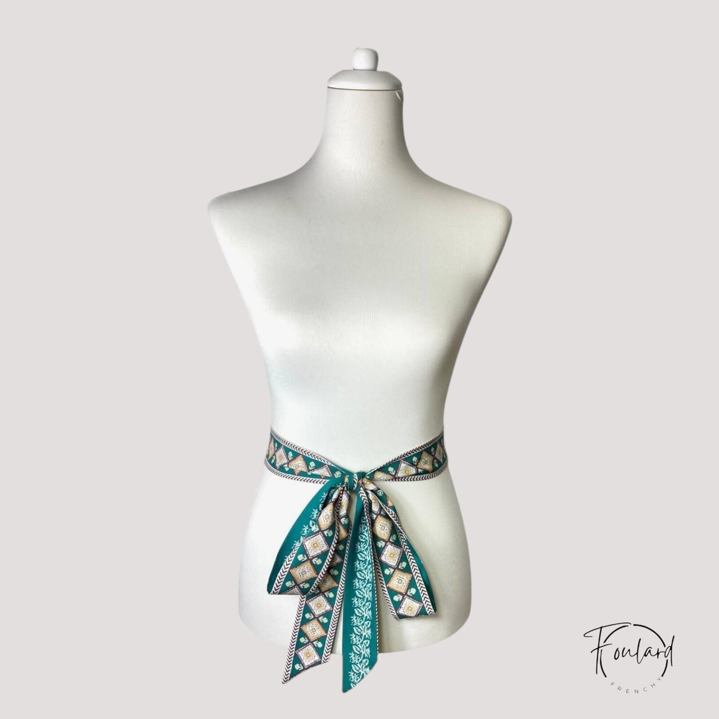 Ceinture foulard verte à motifs réversibles