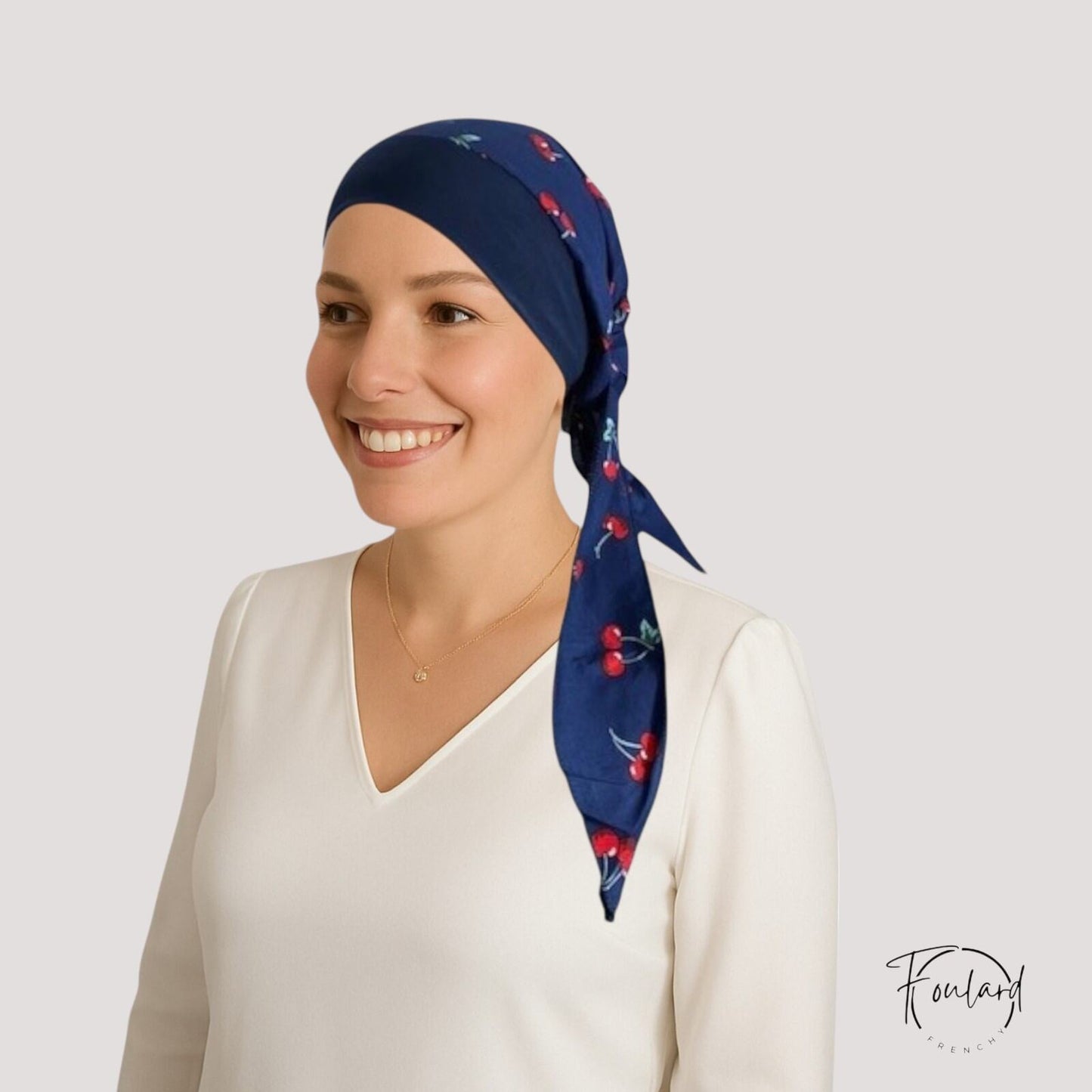 LUCIE Foulard Cheveux Femme Chimio Bleu Marine à motifs