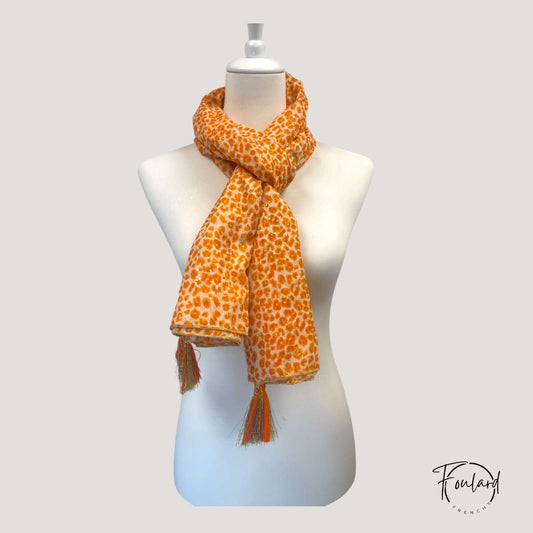 Foulard orange imprimé léopard doré