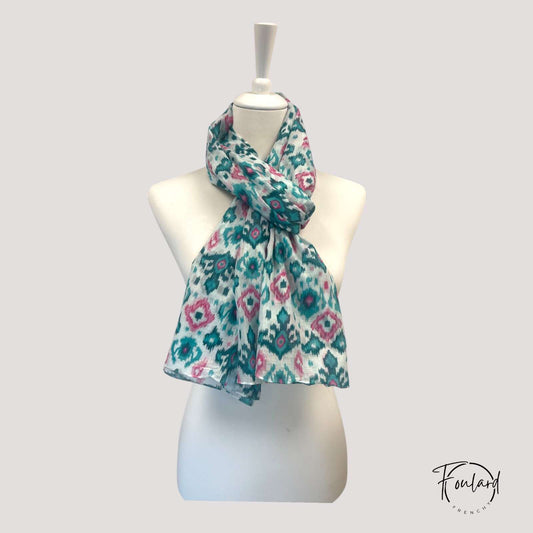 Foulard femme imprimé ethnique rose et vert