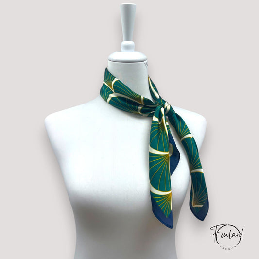 Foulard carré 70x70 – Vert émeraude et doré