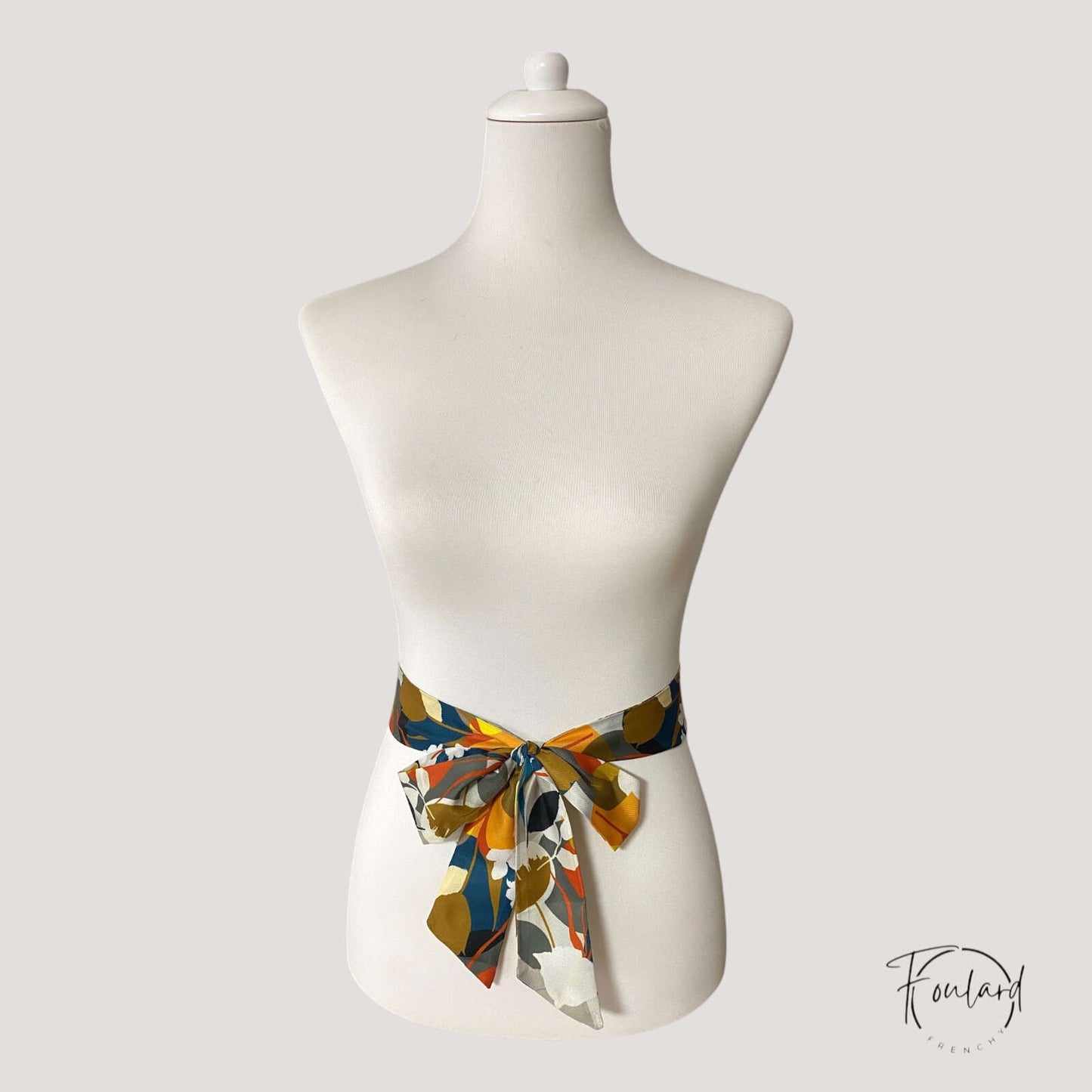 Ceinture foulard fleurie automnale