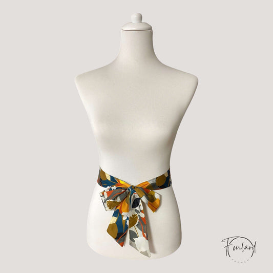 Ceinture foulard fleurie automnale