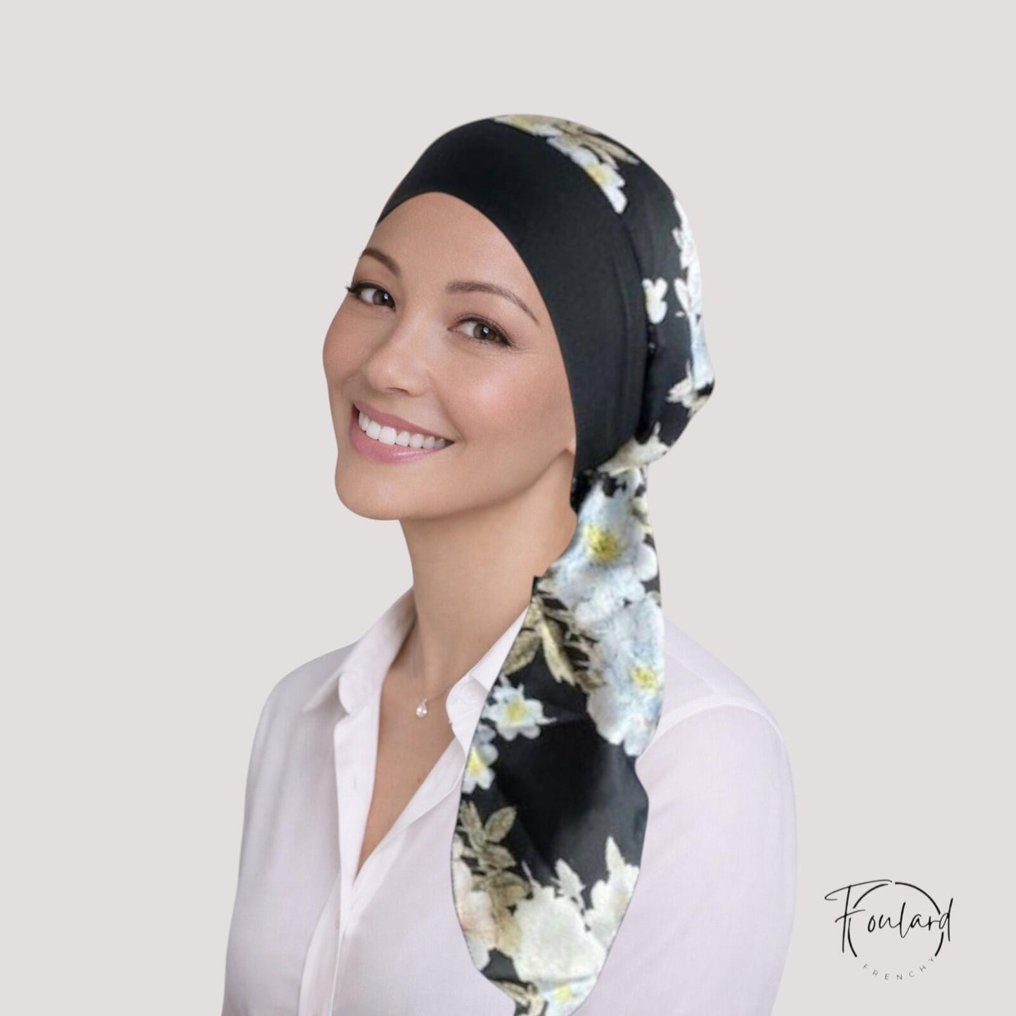 SABRINA Foulard Cheveux Femme Moderne Chimio Noir à motifs