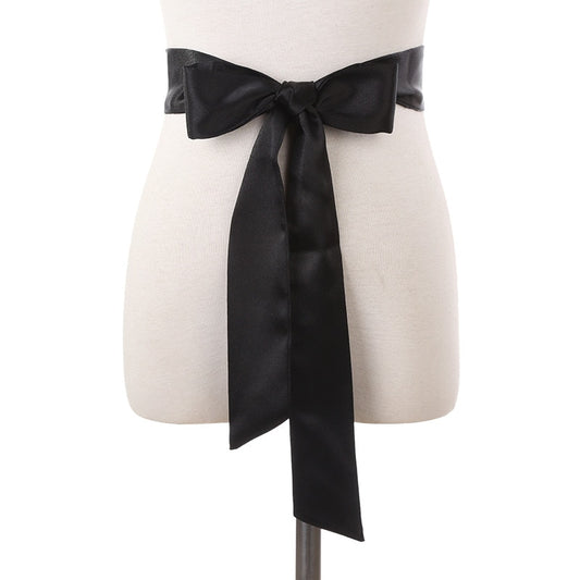 La foulard ceinture femme AUDE pour robe ou pantalon, à porter à la taille, de couleur noir, de chez foulard frenchy