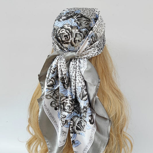 Le foulard cheveux femme argenté à motifs CHARLOTTE de FOULARD FRENCHY