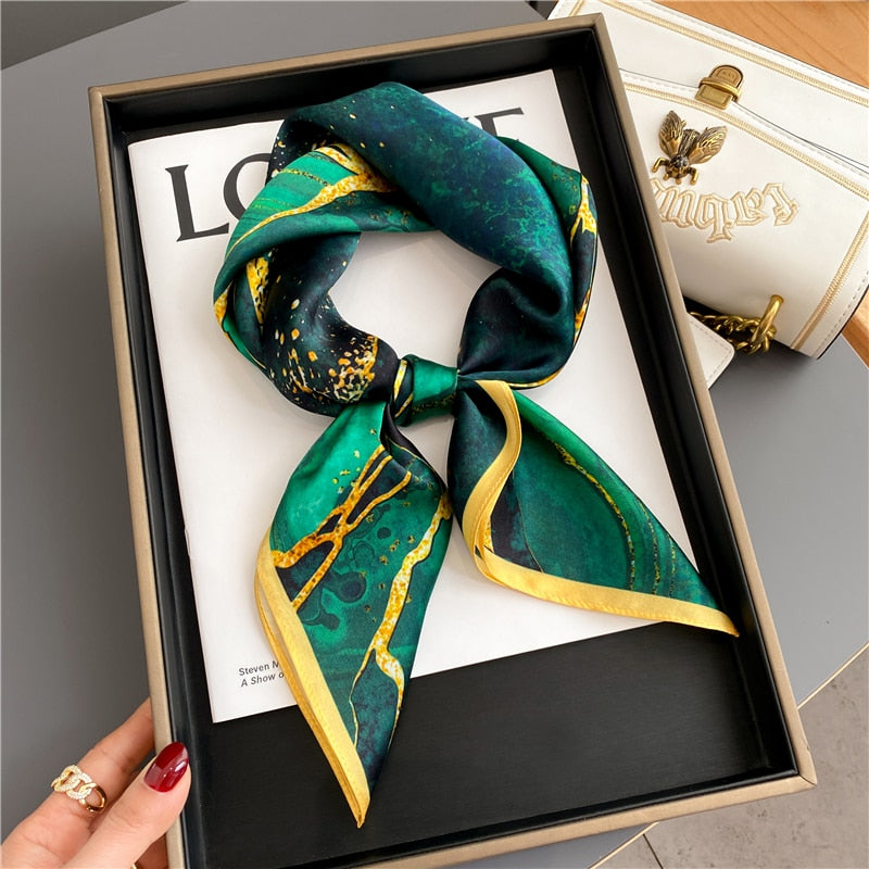 Satin soie châle été foulard carré écharpe pour femmes Foulard Hijab